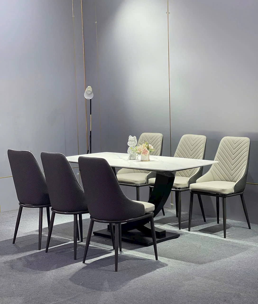 alt="Bộ Bàn Ăn Mặt Đá Milot – SKU : ED032"