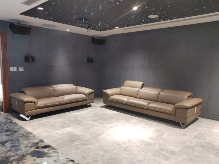 alt=" Sofa Lucius thuộc Espa Design "